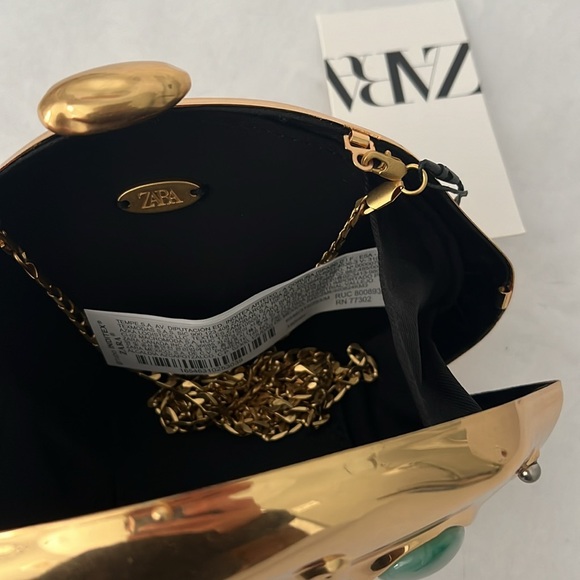 ZARA  METALLIC MINAUDIÈRE Stone Encrusted Gold Clutch Bag with chain - Picture 12 of 13